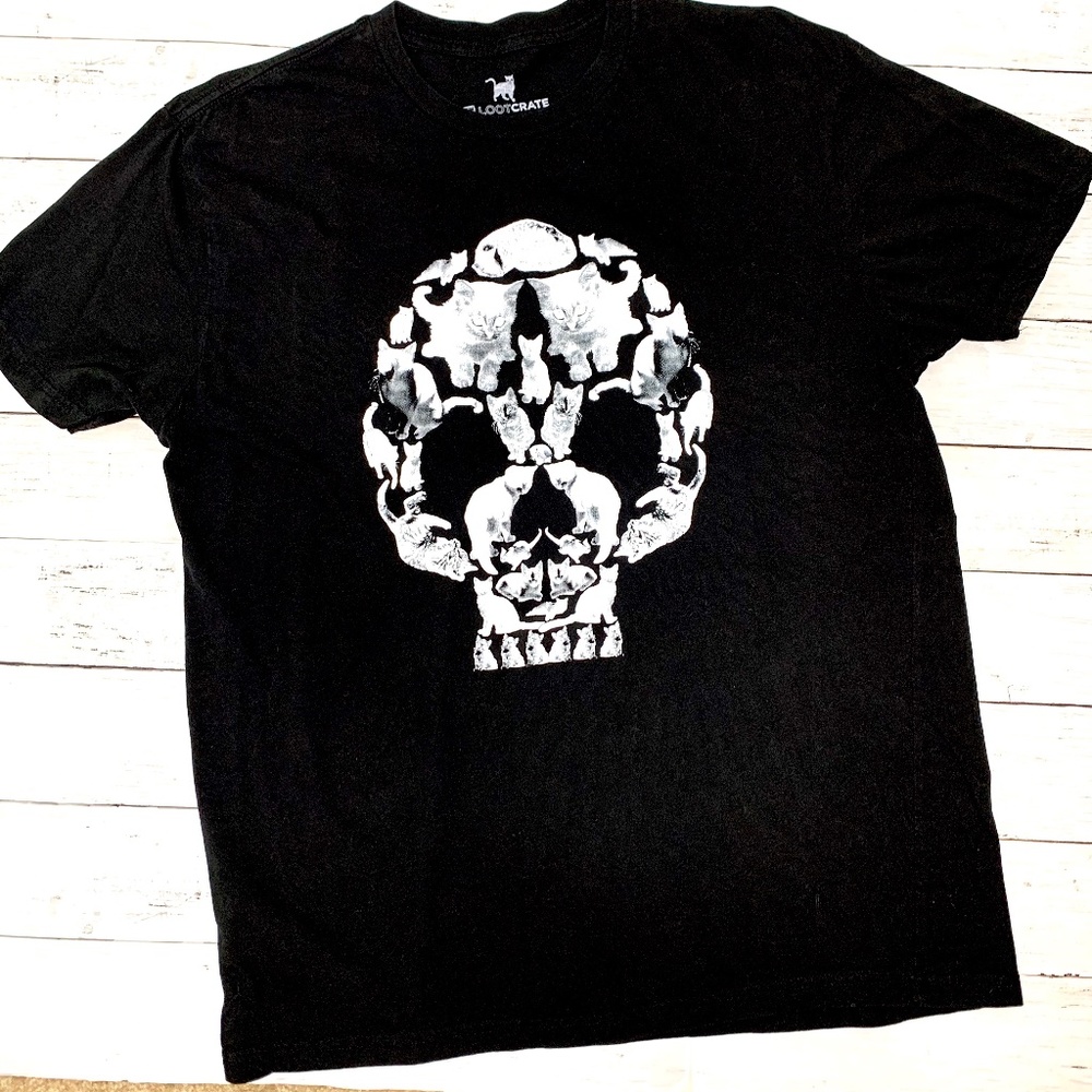A Cat Lover's Halloween T-Shirt - XL - Unisex